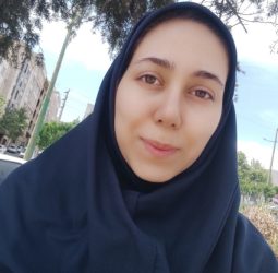 نگین سادات غیاثی