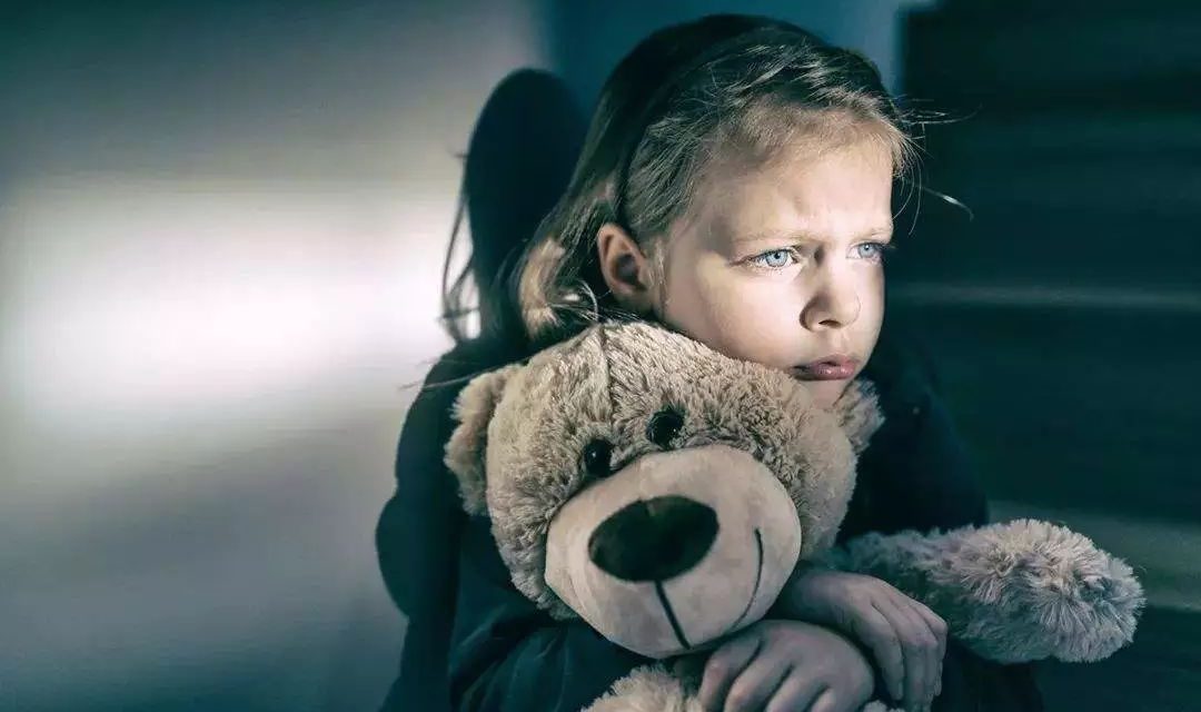 تاثیر آسیب های کودکی در بزرگسالی